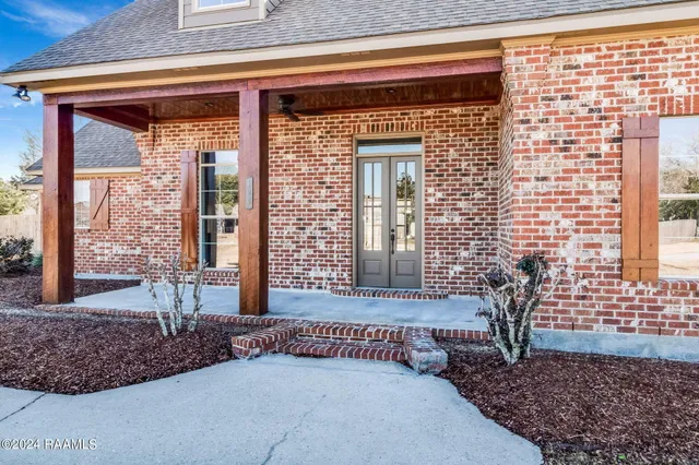 $3,700 | 100 Sanro Drive, Lafayette, LA 70507