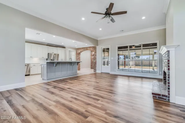 $3,700 | 100 Sanro Drive, Lafayette, LA 70507