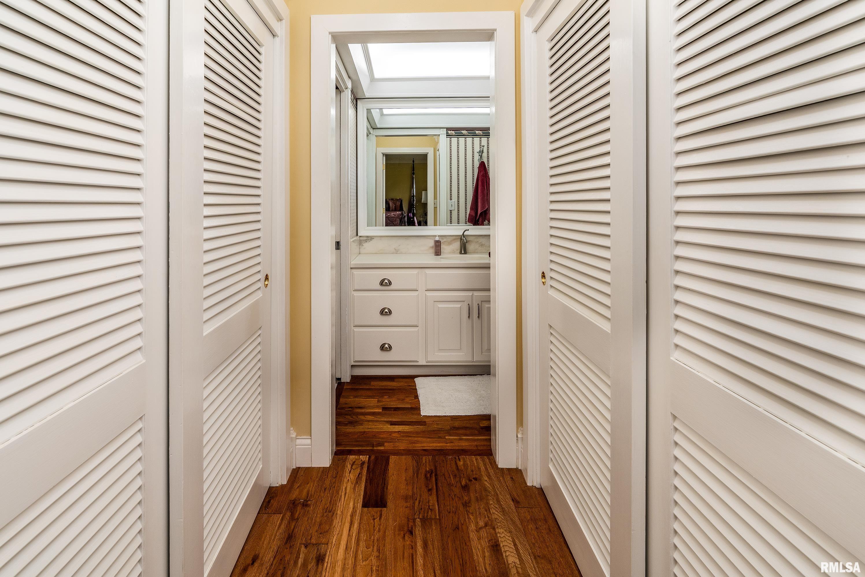 313 Country Club Lane Harrisburg, IL 62946 - Photo 22 of 42