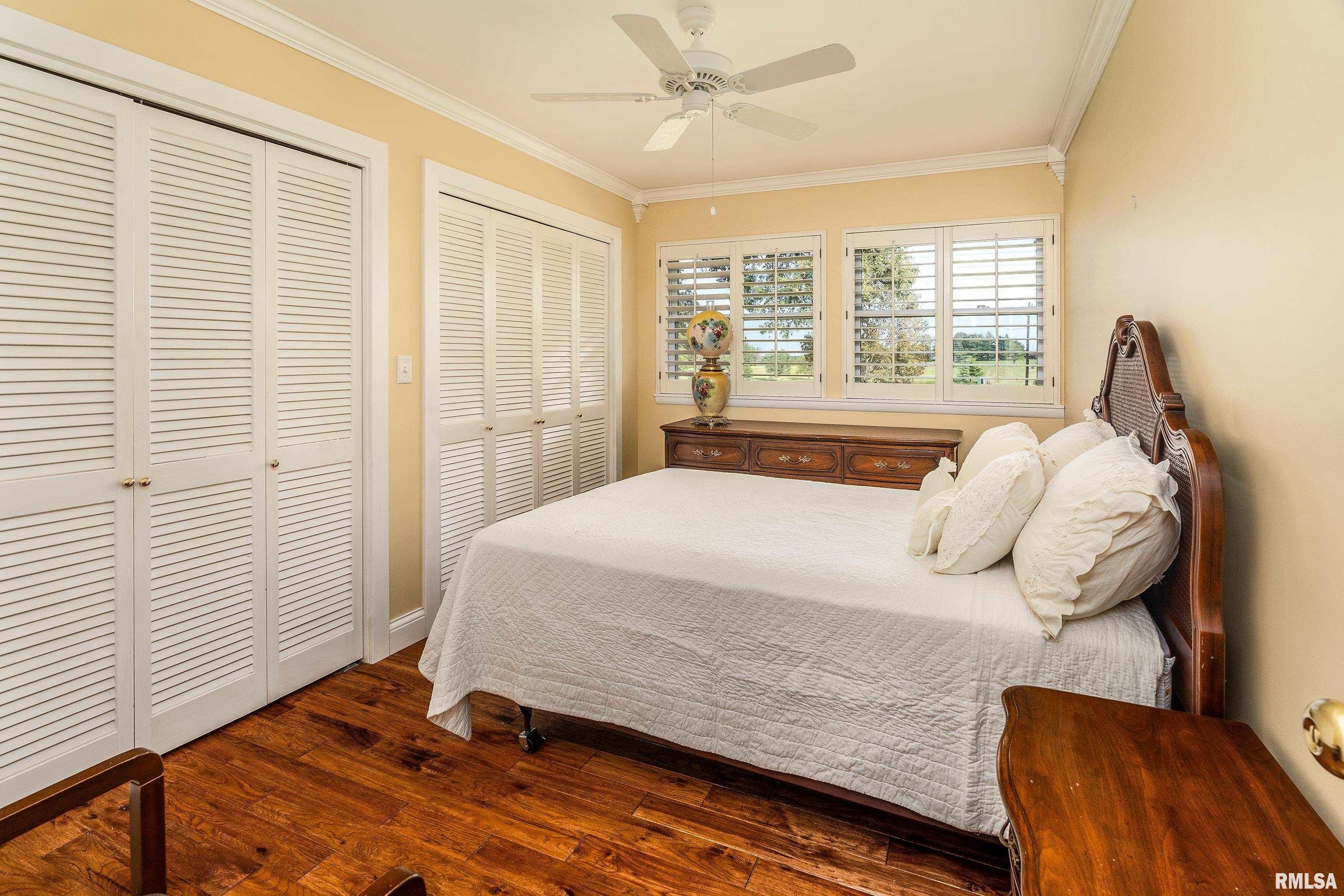 313 Country Club Lane Harrisburg, IL 62946 - Photo 25 of 42