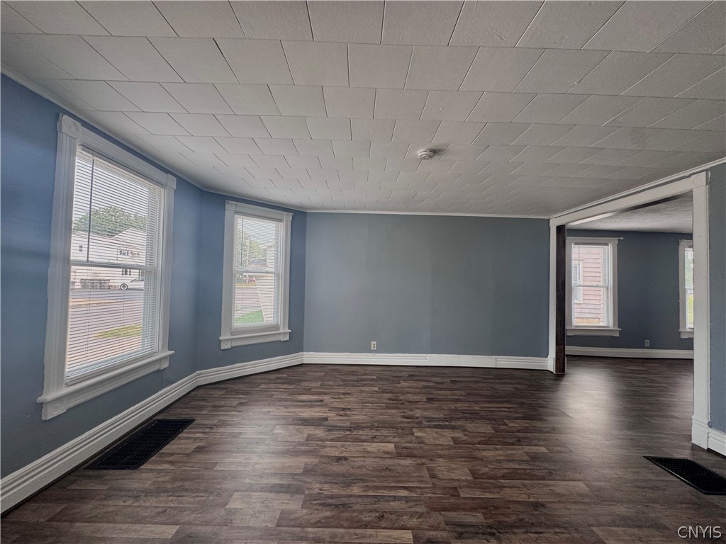 509 West Thomas Street Rome, NY 13440 - Photo 6 of 28 Gallery Image 6