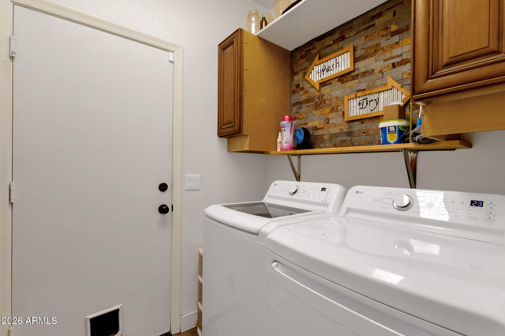 3892 East Ironhorse Road Gilbert, AZ 85297 - Photo 11 of 33 19-web-or-mls-3892-e-ironhorse-rd