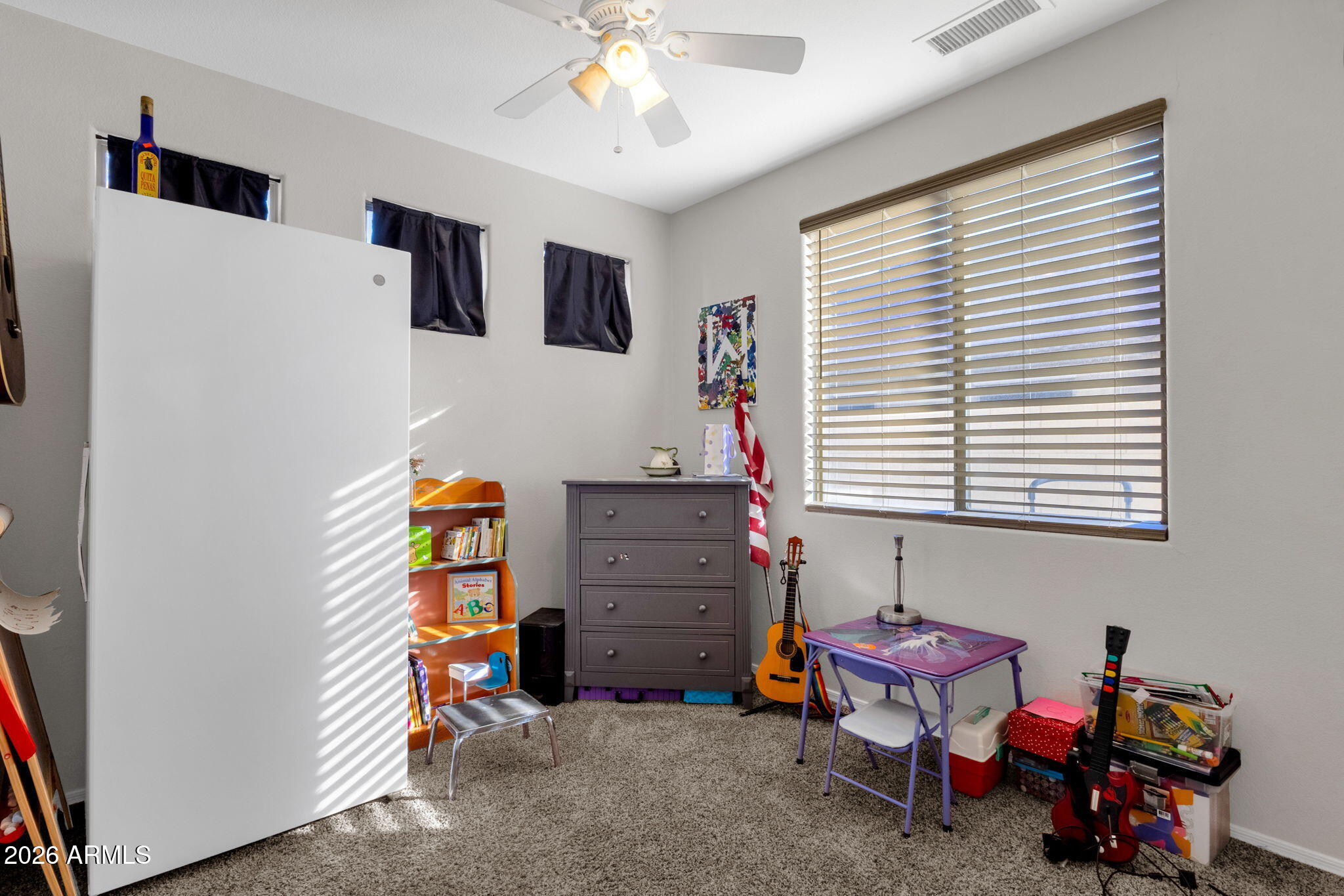 3892 East Ironhorse Road Gilbert, AZ 85297 - Photo 13 of 33 21-web-or-mls-3892-e-ironhorse-rd