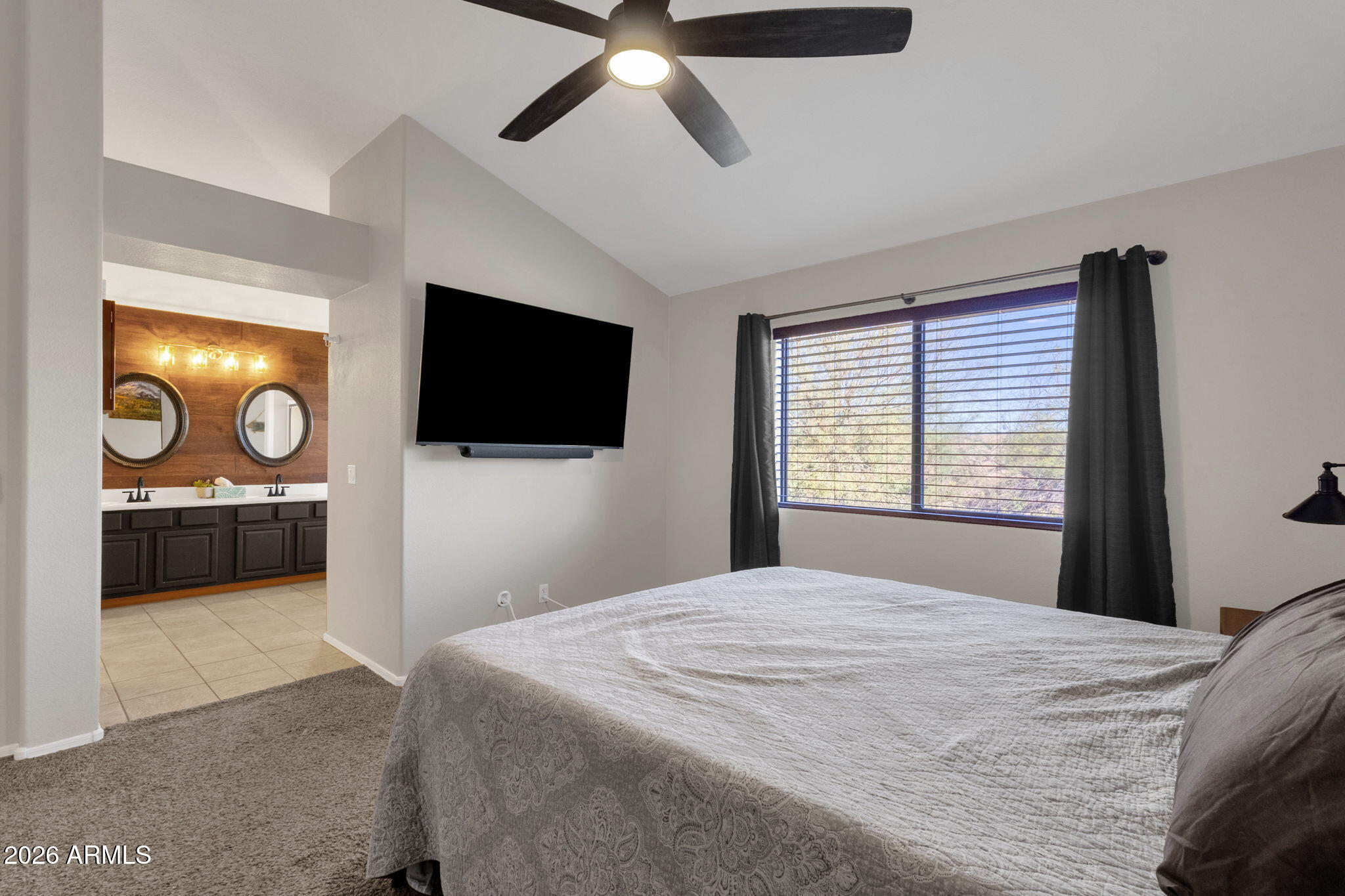 3892 East Ironhorse Road Gilbert, AZ 85297 - Photo 19 of 33 27-web-or-mls-3892-e-ironhorse-rd