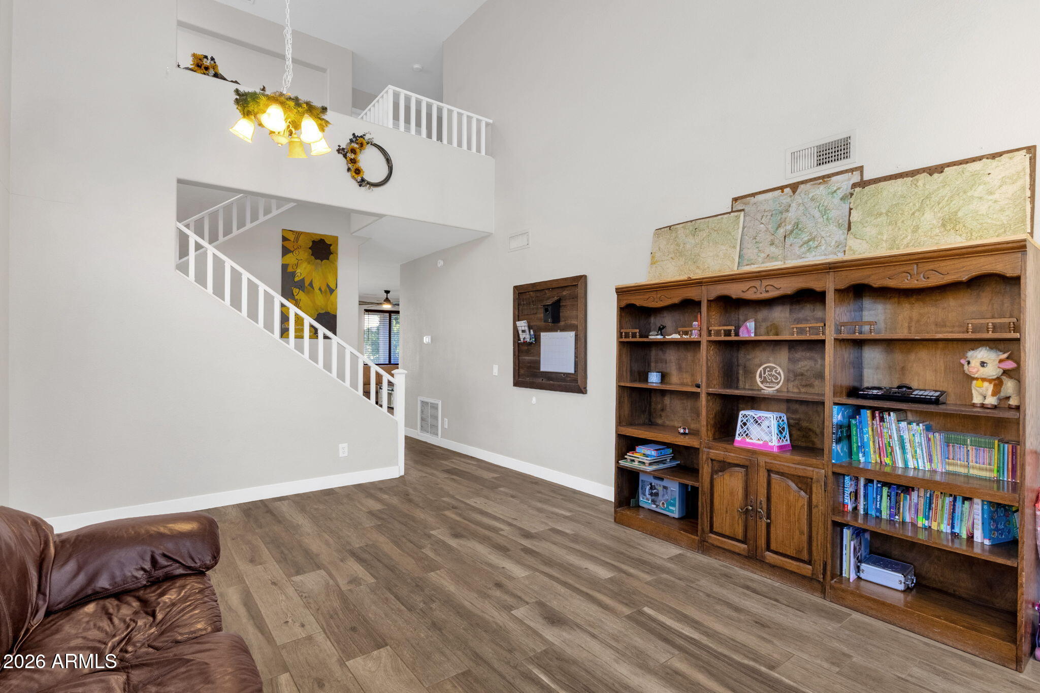 3892 East Ironhorse Road Gilbert, AZ 85297 - Photo 3 of 33 8-web-or-mls-3892-e-ironhorse-rd