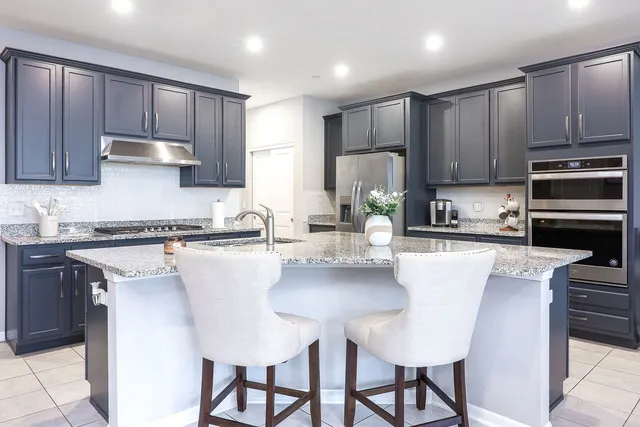 $514,900 | 169 Waverly Court, Bloomingdale, IL 60108