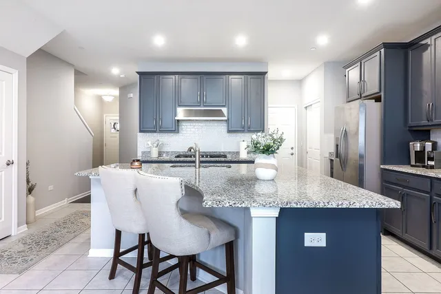 $514,900 | 169 Waverly Court, Bloomingdale, IL 60108