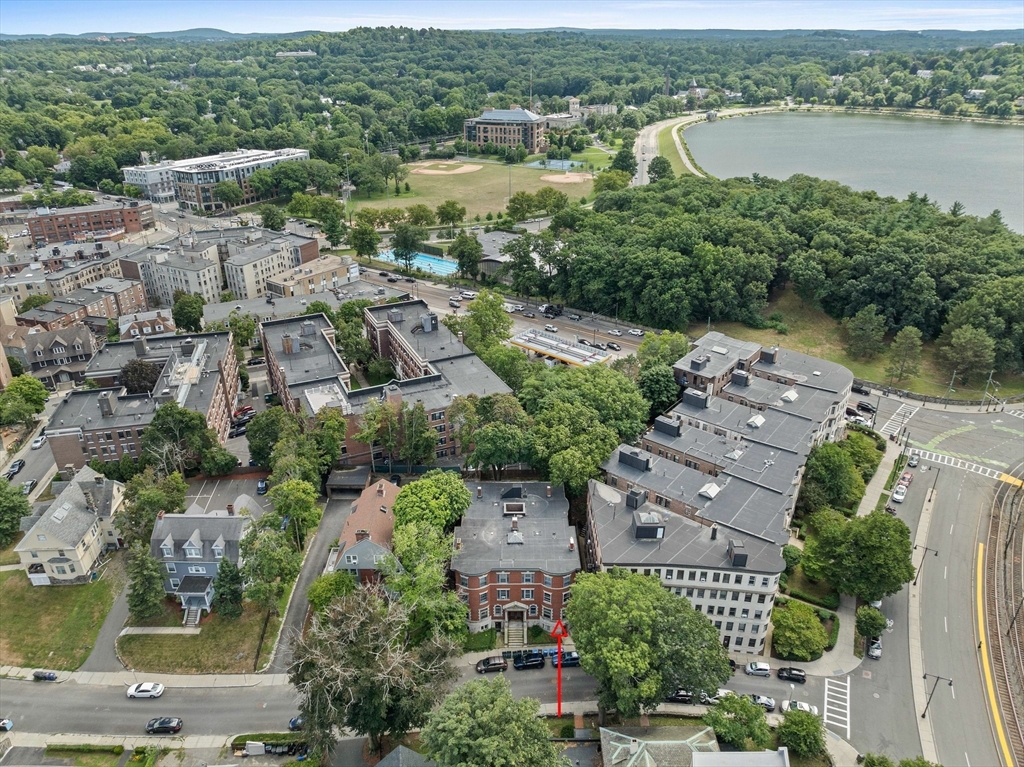 9 Braemore Road, Unit 1 Boston, MA 02135 - Photo 21 of 23 Gallery Image 21
