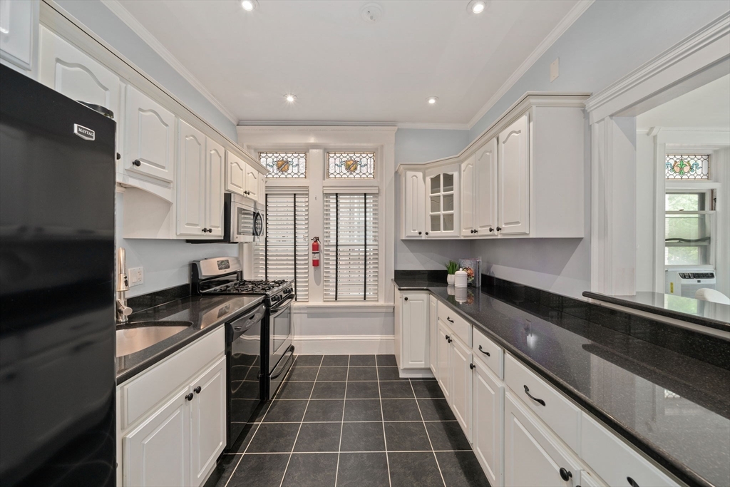 9 Braemore Road, Unit 1 Boston, MA 02135 - Photo 6 of 23 Gallery Image 6