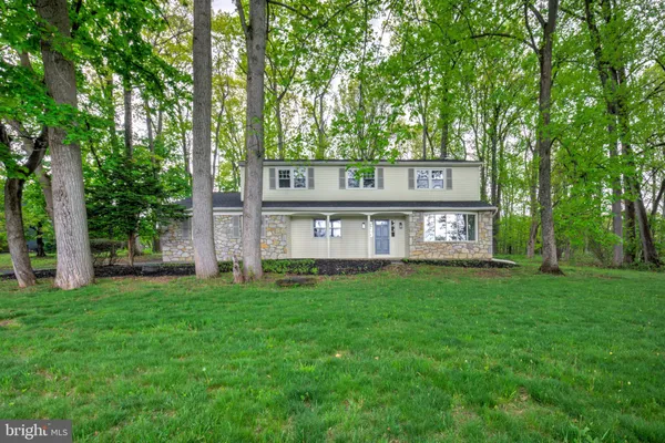 $862,500 | 4928 Edgewood Road, Doylestown, PA 18902