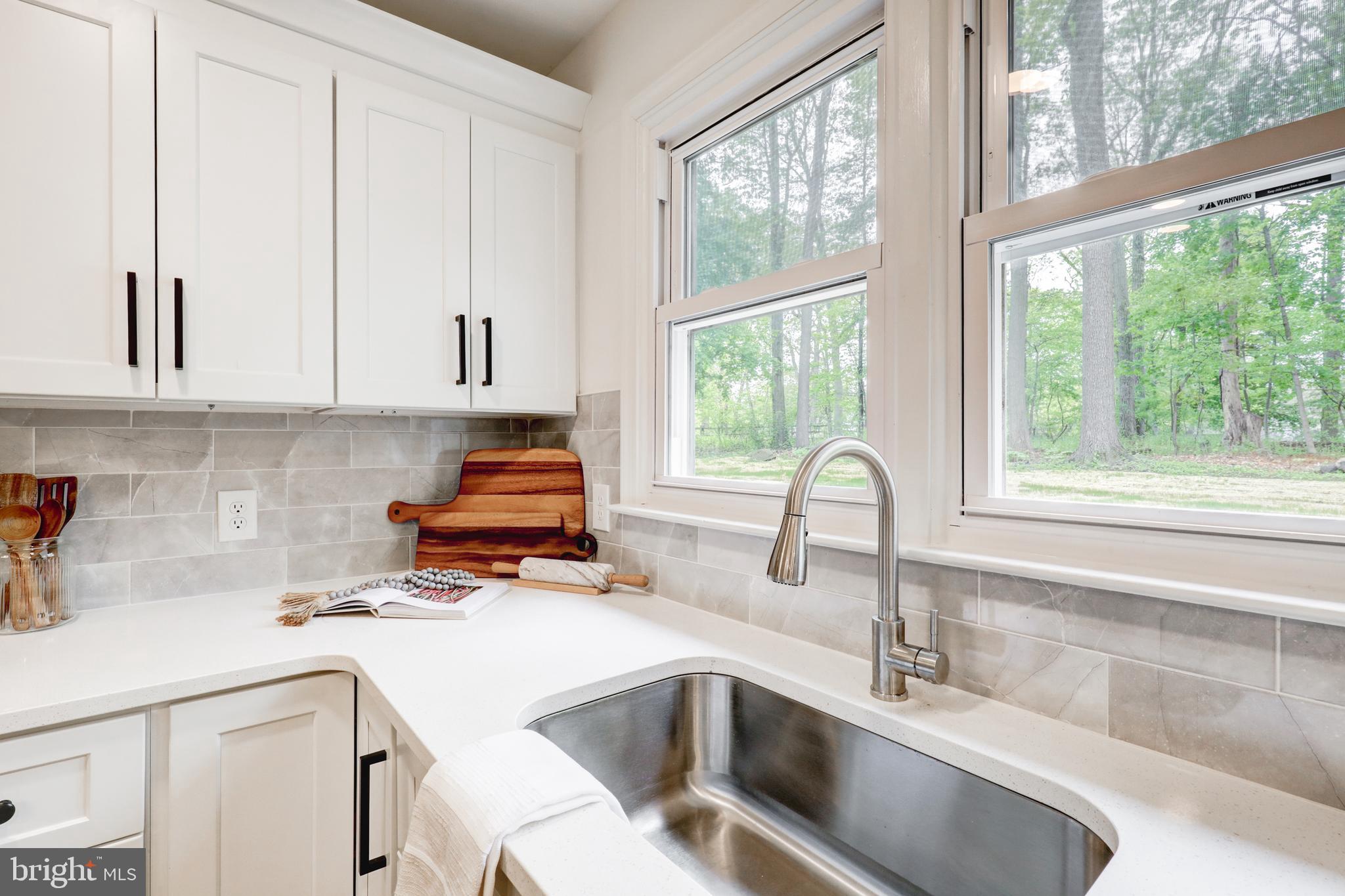 4928 Edgewood Road Doylestown, PA 18902 - Photo 12 of 55