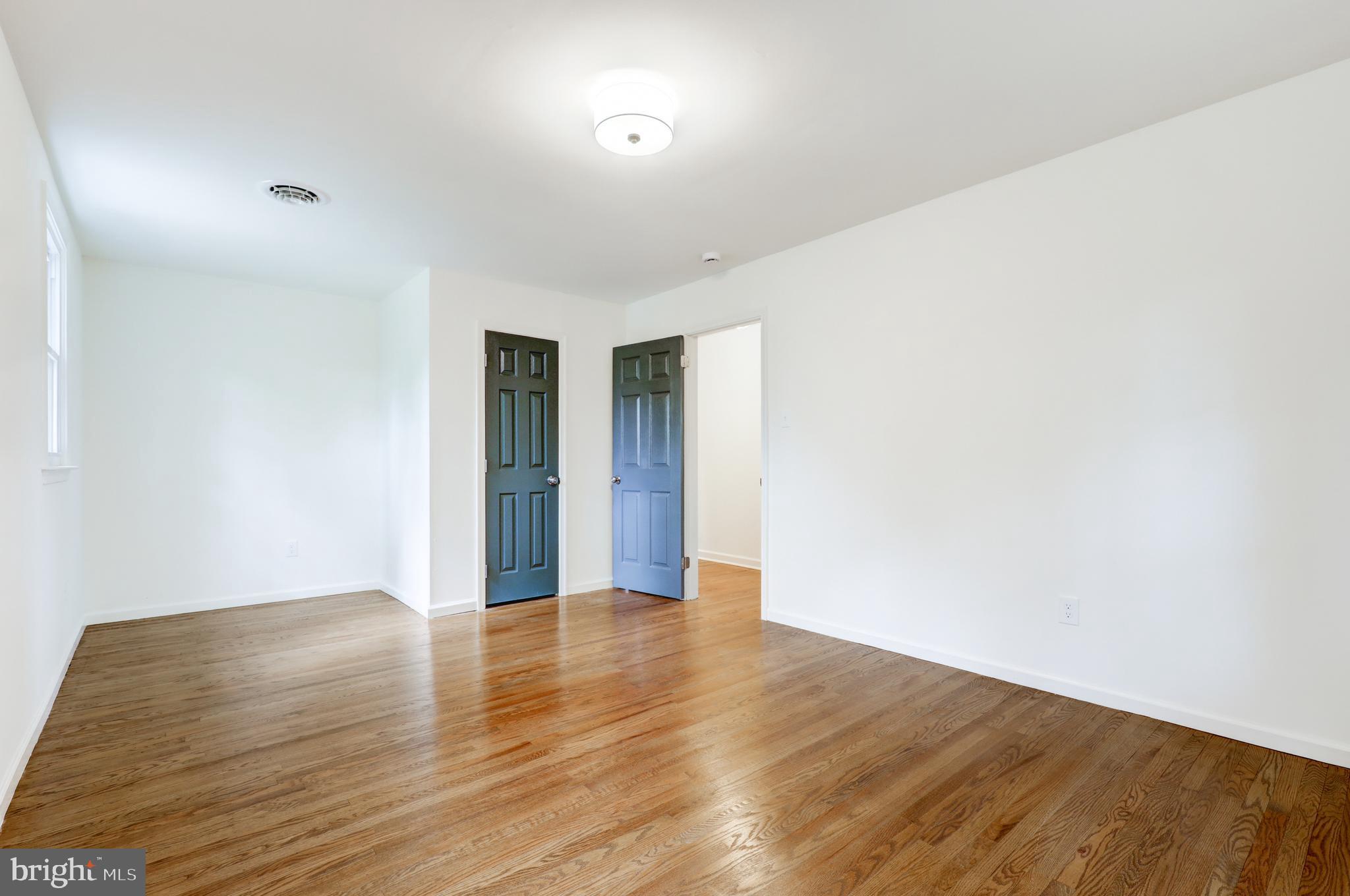 4928 Edgewood Road Doylestown, PA 18902 - Photo 33 of 55