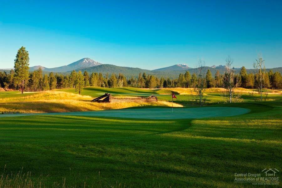 56670 Sunstone Loop Bend, OR 97707 - Photo 10 of 13 Additional Photo