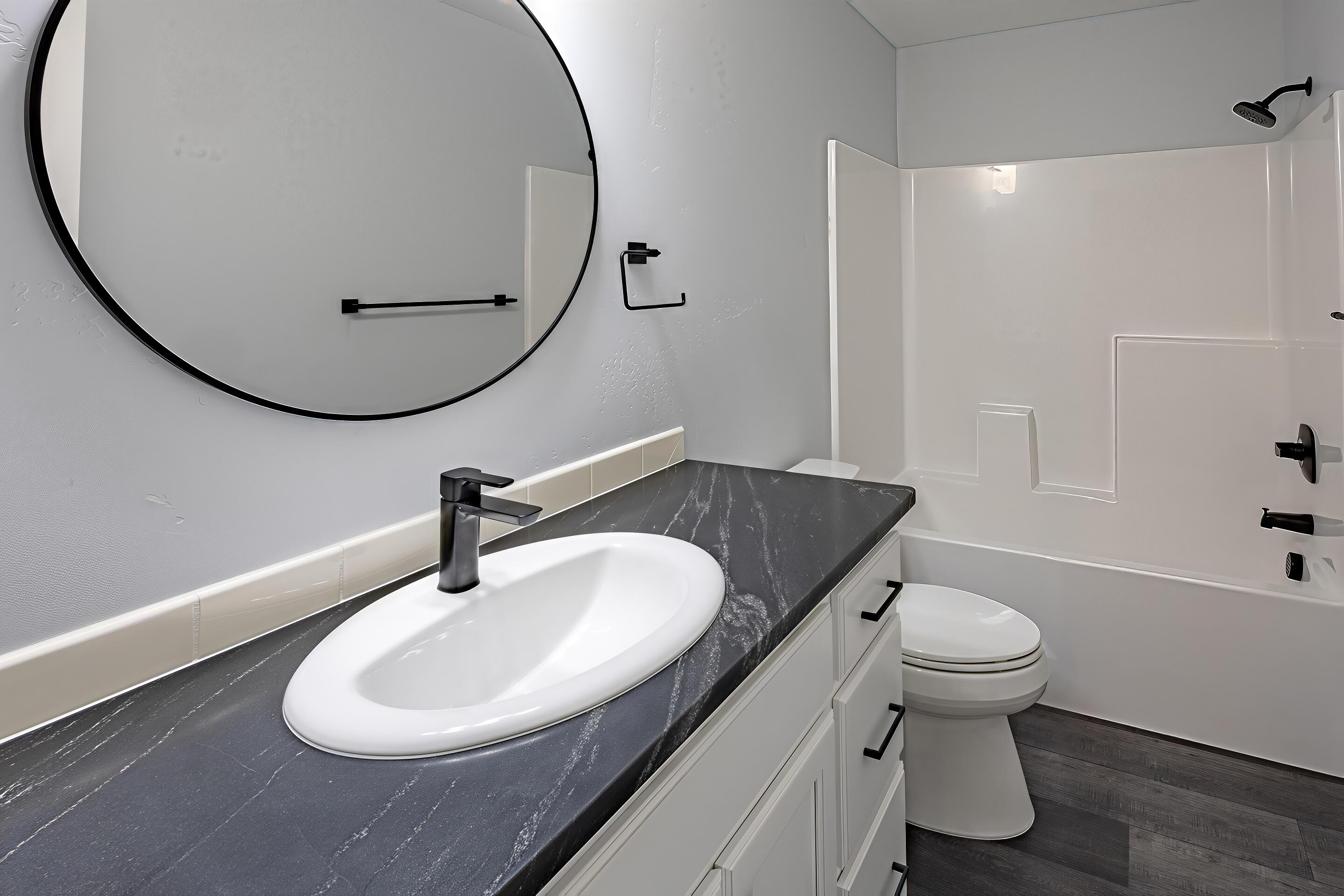 1154 Cascade Loop, Unit 7 Cave Junction, OR 97523 - Photo 24 of 35 Guest Bath