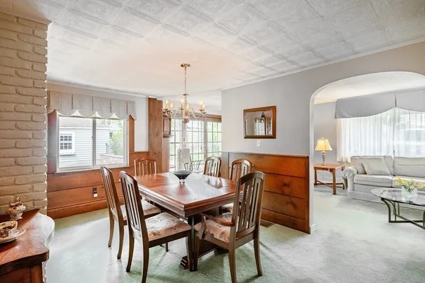 $700,000 | 23 1/2 Lovett Street, Beverly, MA 01915