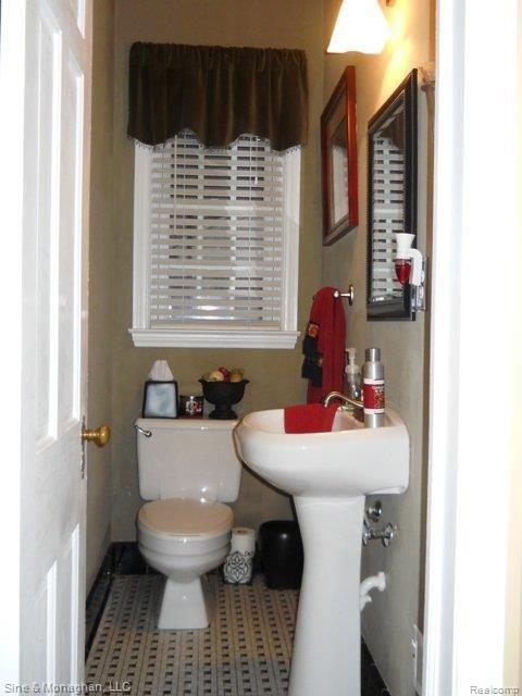 342 Fisher Road Grosse Pointe, MI 48230 - Photo 15 of 27 DSCN0008.JPG