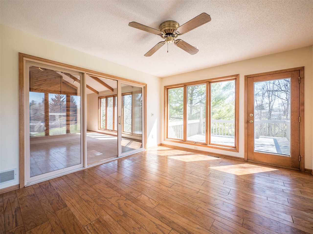 7133 Pine Lake Road Fort Wayne, IN 46814 - Photo 5 of 26