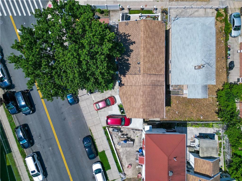 2667 Cropsey Avenue Brooklyn, NY 11214 - Photo 37 of 40 an aerial view of residential houses with outdoor space