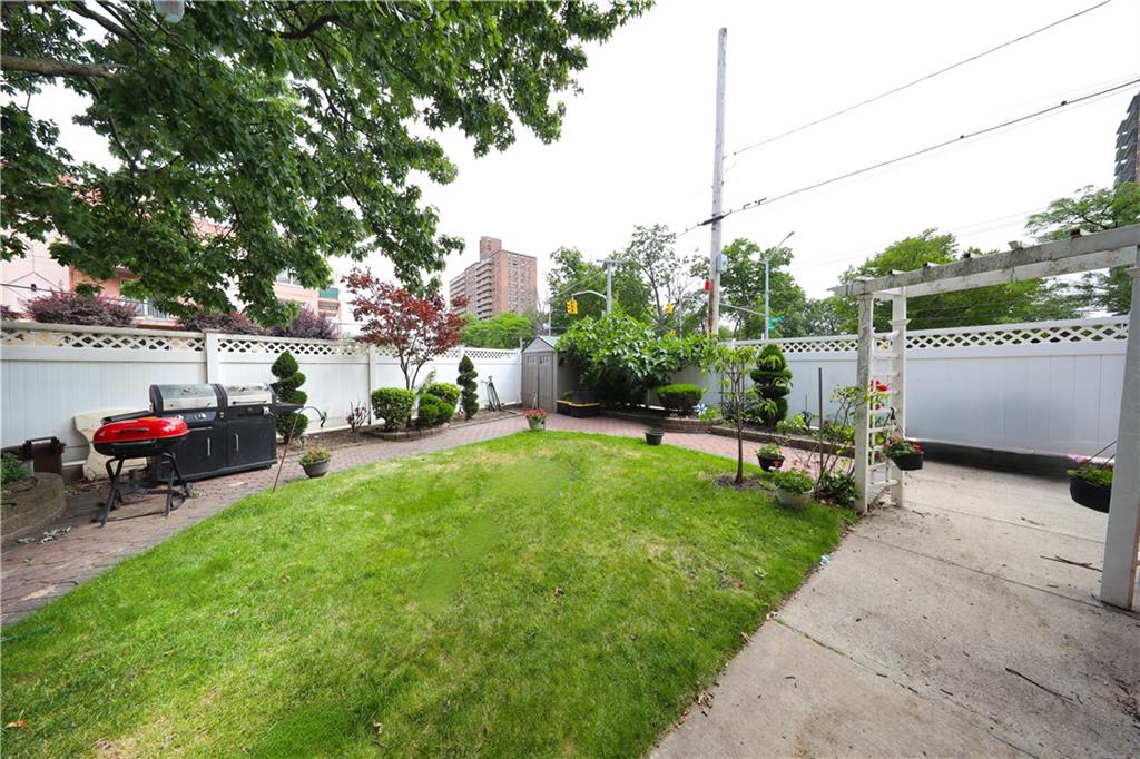 2667 Cropsey Avenue Brooklyn, NY 11214 - Photo 4 of 40 a view of a child park