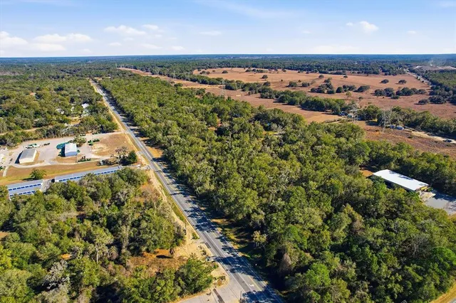 $300,000 | 7021 North Lecanto Highway, Hernando, FL 34442