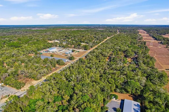 $300,000 | 7021 North Lecanto Highway, Hernando, FL 34442