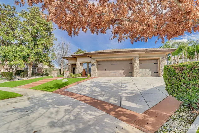 $939,999 | Undisclosed Address, Bakersfield, CA 93311