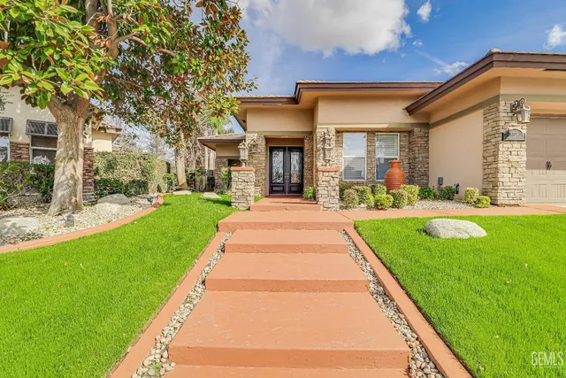 $939,999 | Undisclosed Address, Bakersfield, CA 93311