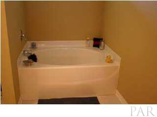 120 Gunwale Road Pensacola, FL 32507 - Photo 8 of 15 Deep Tub Master