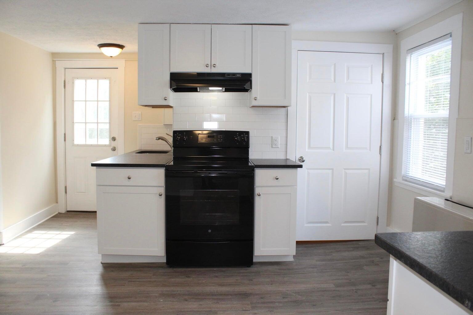 23 Foss Street Biddeford, ME 04005 - Photo 7 of 32 Unit 1 Kitchen