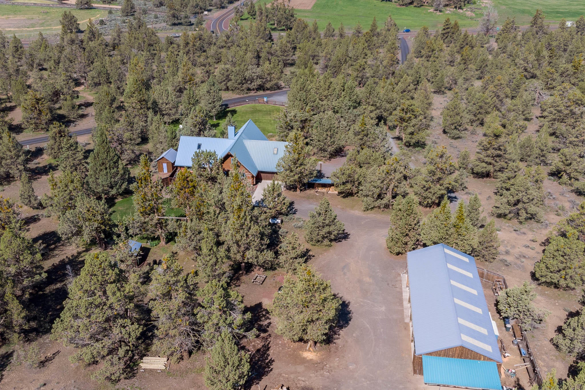 65220 Smokey Ridge Road Bend, OR 97703 - Photo 34 of 39 DJI_0773-HDR