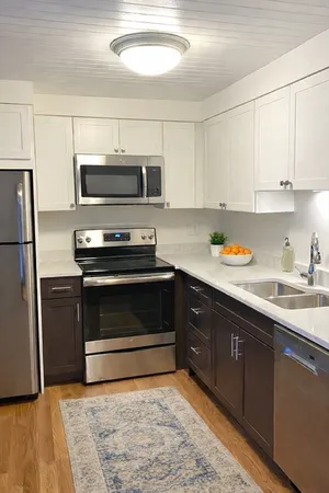 $2,600 | 93 Claremont Street, Unit A, Newton, MA 02458