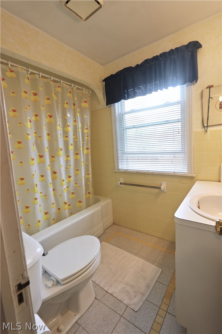 4397 Silsby Road University Heights, OH 44118 - Photo 9 of 17