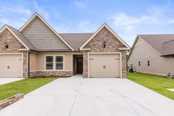 $299,900 | 137 Sunset Cove Drive, Unit 32C, Rossville, GA 30741