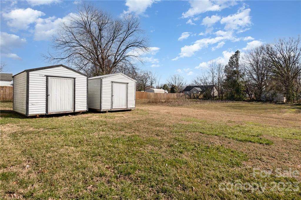 2002 Moose Road Kannapolis, NC 28083 - Photo 6 of 31 Gallery Image 6