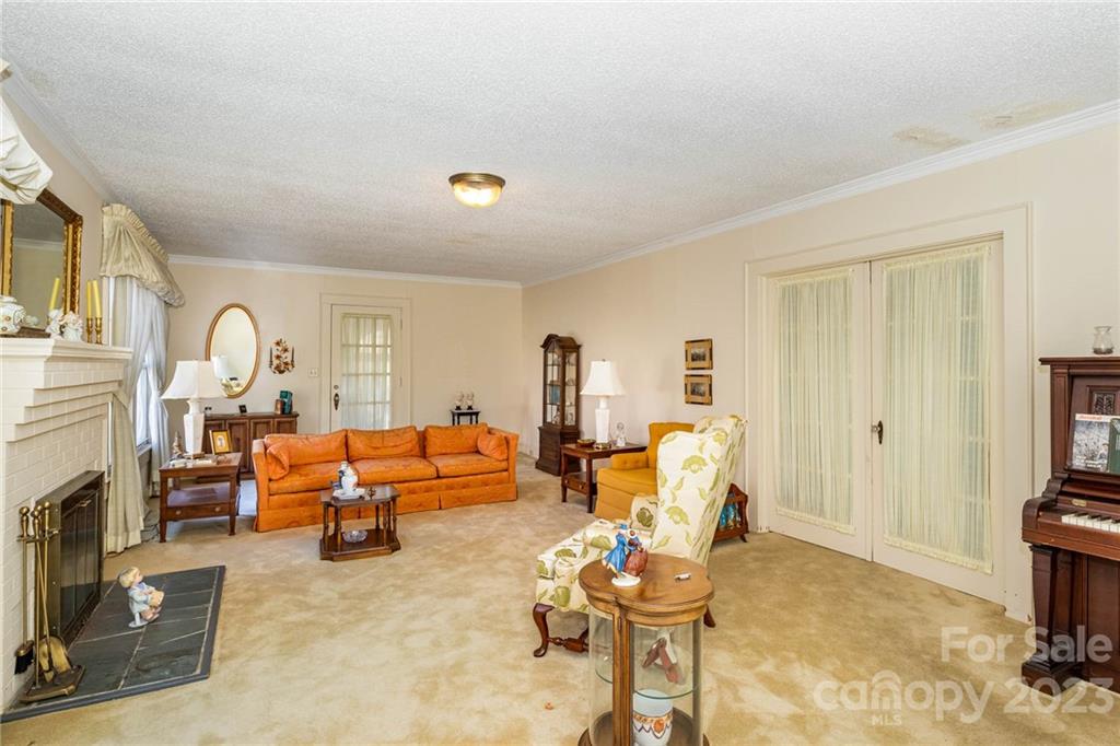 2002 Moose Road Kannapolis, NC 28083 - Photo 7 of 31 Gallery Image 7