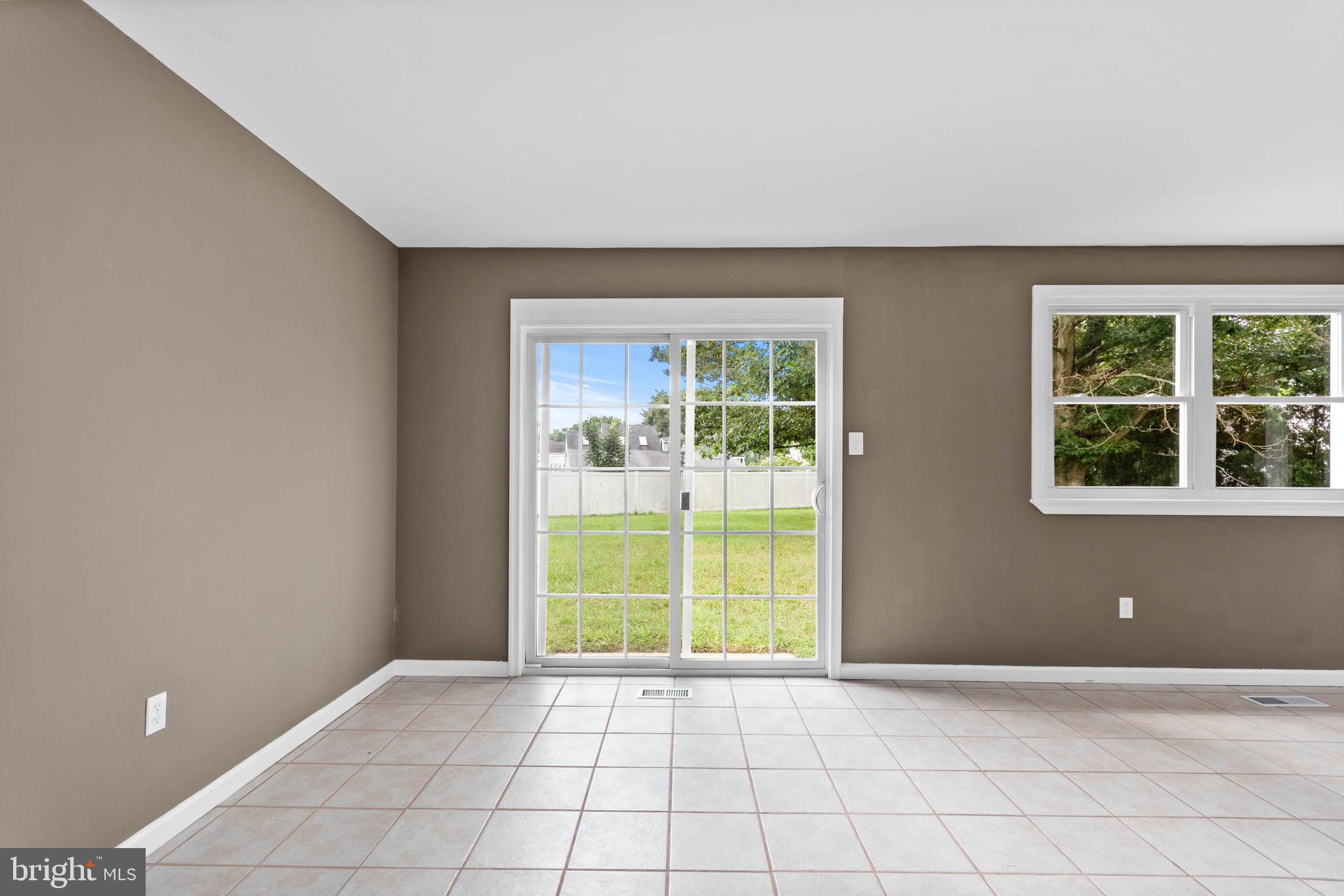 1012 Winslow Road Williamstown, NJ 08094 - Photo 10 of 25 Gallery Image 10