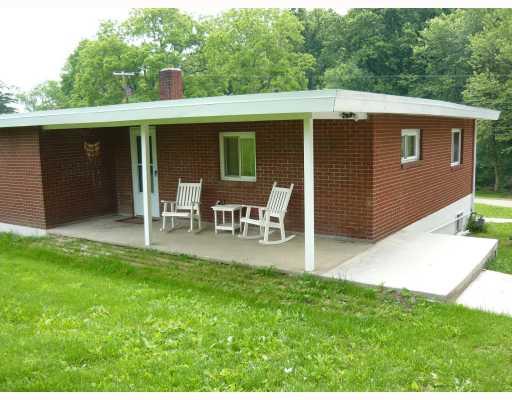 51 Smiley Road Washington, PA 15301 - Photo 10 of 11 Exterior Back.