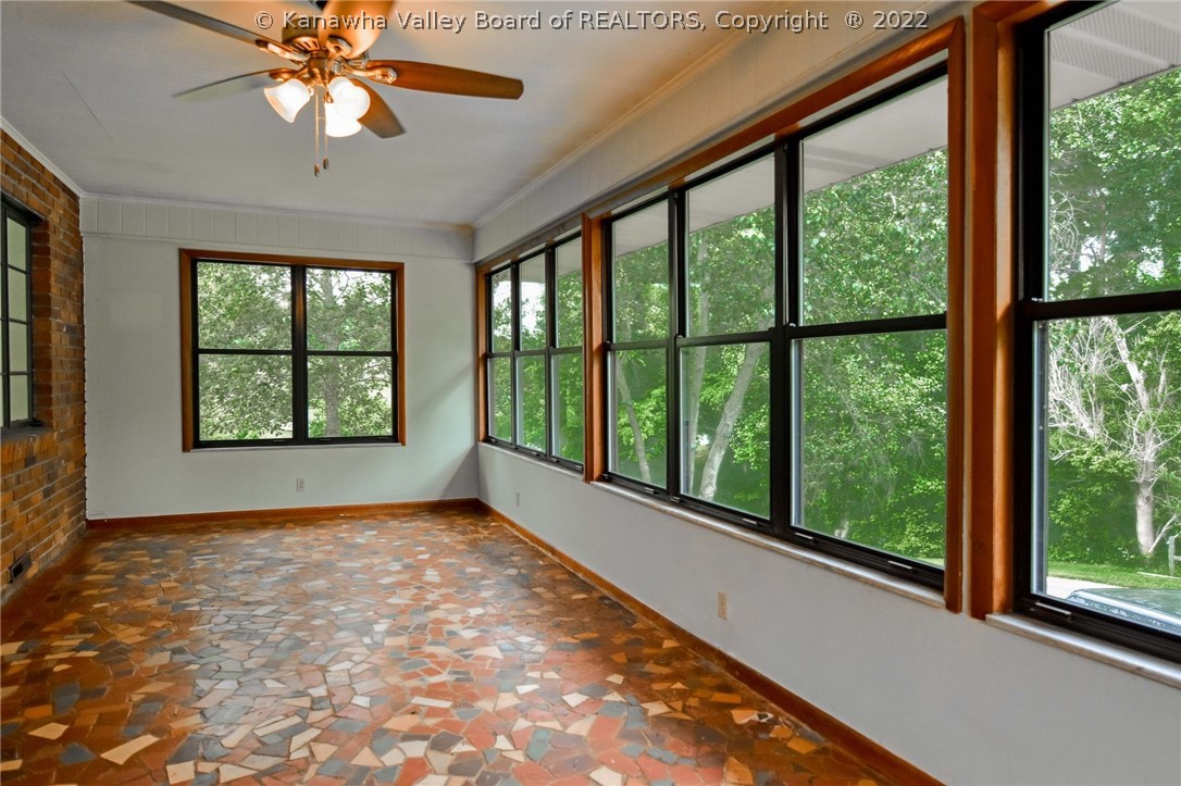 1597 Newmans Branch Road Milton, WV 25541 - Photo 14 of 38 Gallery Image 14