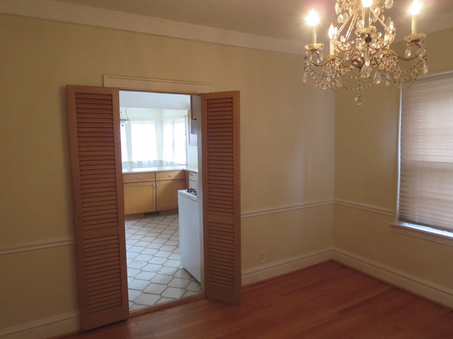 240 W Street Elmhurst, IL 60126 - Photo 7 of 21
