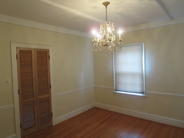 240 W Street Elmhurst, IL 60126 - Photo 8 of 21