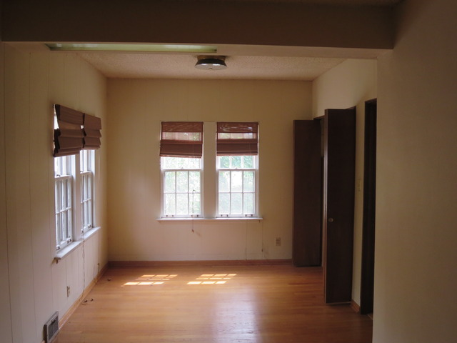 240 W Street Elmhurst, IL 60126 - Photo 9 of 21