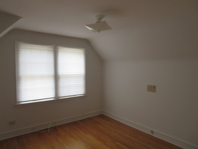 240 W Street Elmhurst, IL 60126 - Photo 10 of 21