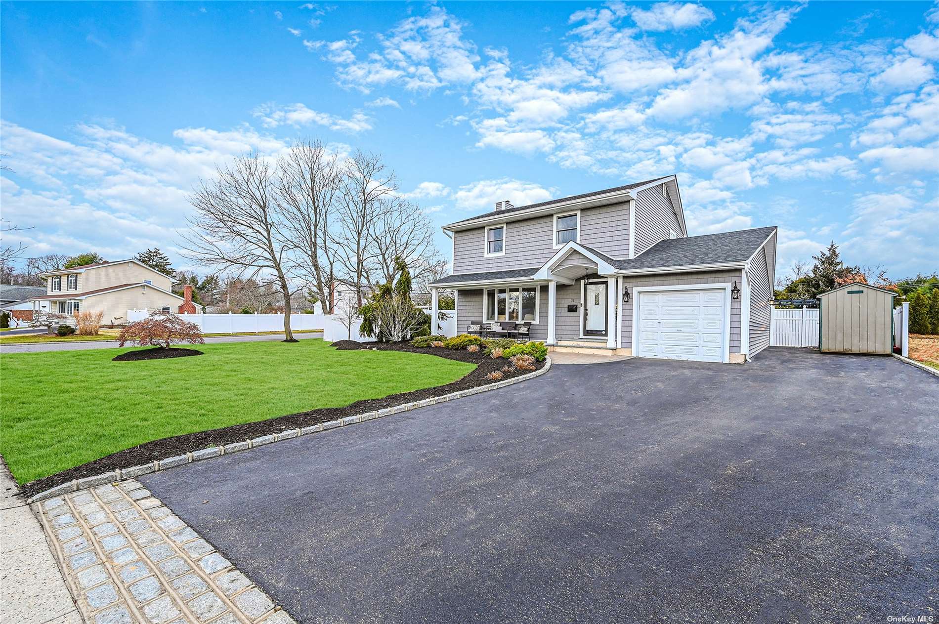 21 Byron Road Commack, NY 11725 - Photo 1 of 1 Gallery Image 1