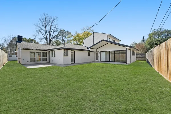 $4,650 | 10722 Lynbrook Drive, Houston, TX 77042