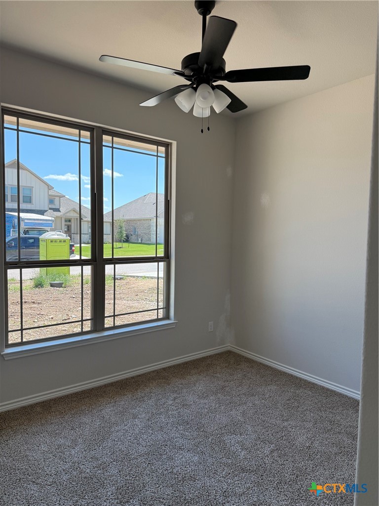 7102 Touchstone Drive Temple, TX 76502 - Photo 11 of 14 an empty room with a window