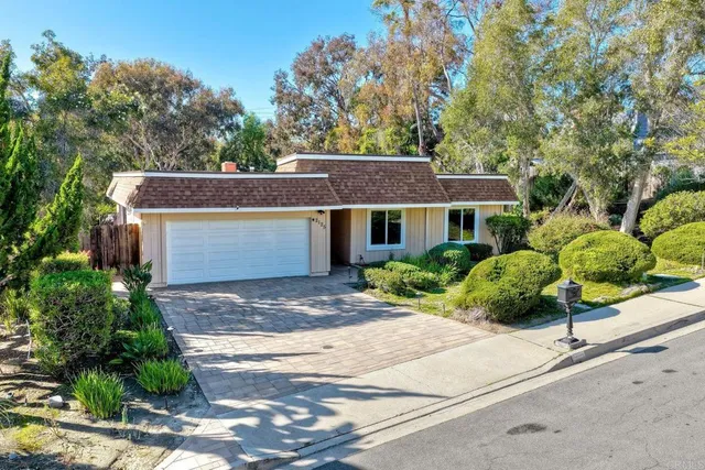 $1,395,000 | 2125 Valley Road, Oceanside, CA 92056