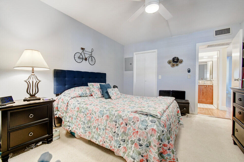 232 Monaco Way Delray Beach, FL 33446 - Photo 16 of 40 24_dsc_4471_2_3_4_5