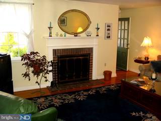 718 Avondale Road Glenside, PA 19038 - Photo 2 of 6 Gallery Image 2