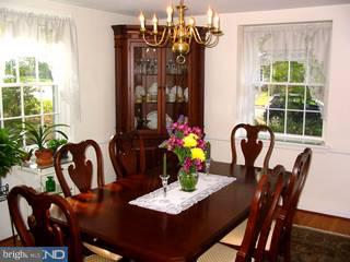 718 Avondale Road Glenside, PA 19038 - Photo 3 of 6 Gallery Image 3