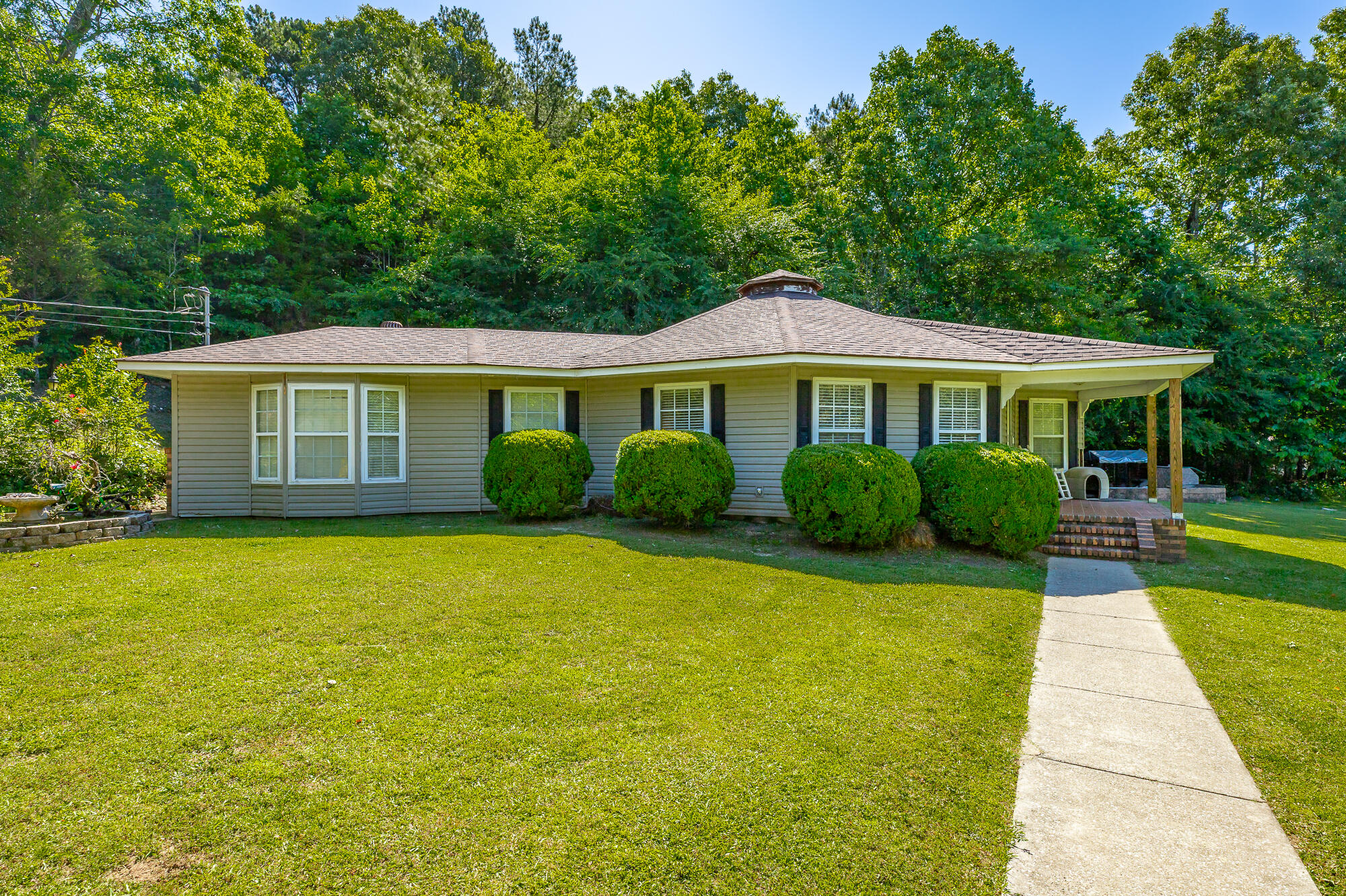 1353 County Road 286 Stevenson, AL 35772 - Photo 1 of 68 1353 Co Road 286 HD-35